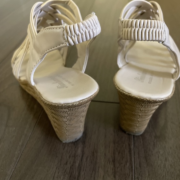 NWOT. Wedges Shoes - Picture 6 of 8